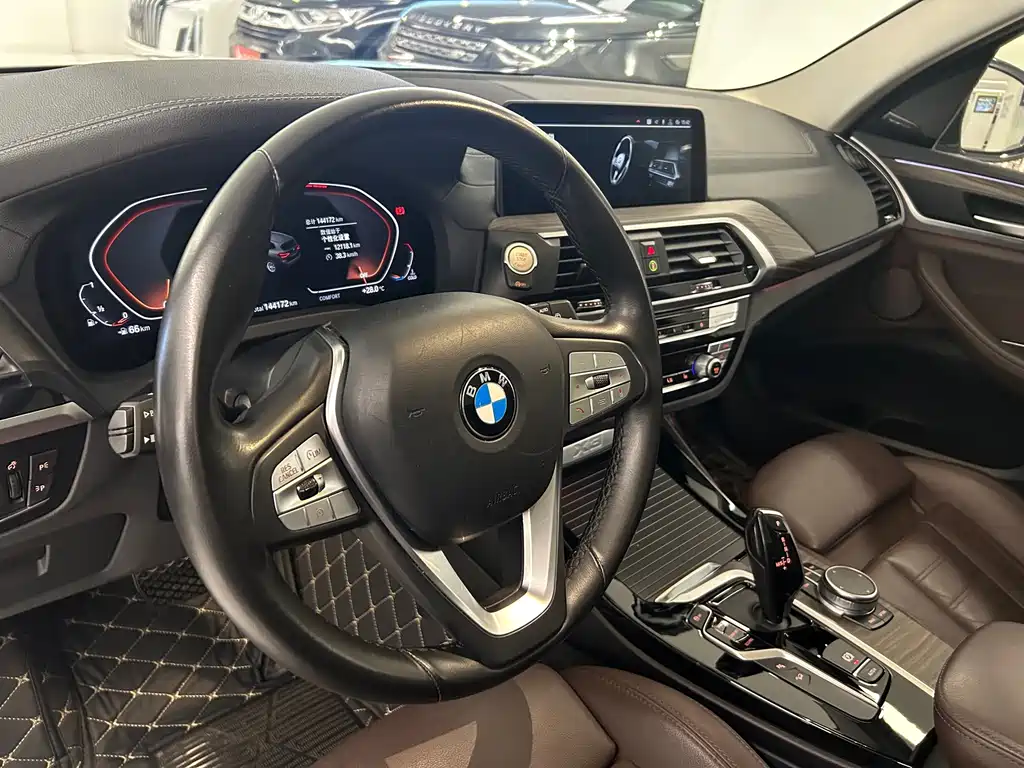 BMW X3 2020 — фото 10