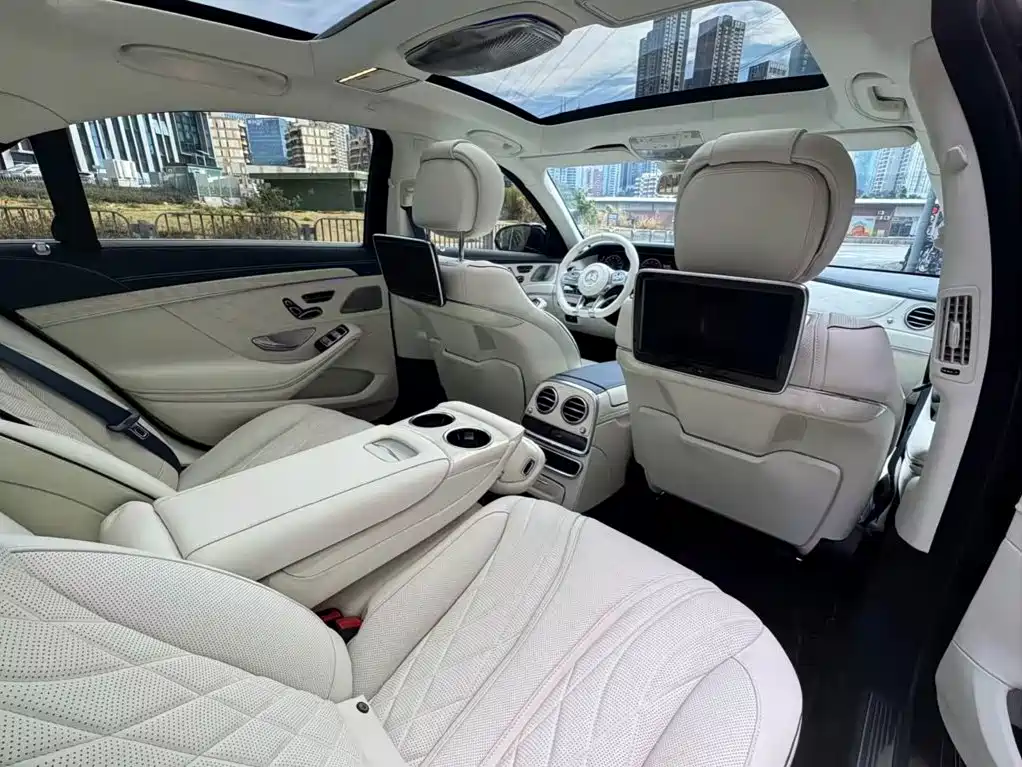 Mercedes-Benz S-Class AMG 2015 — фото 18