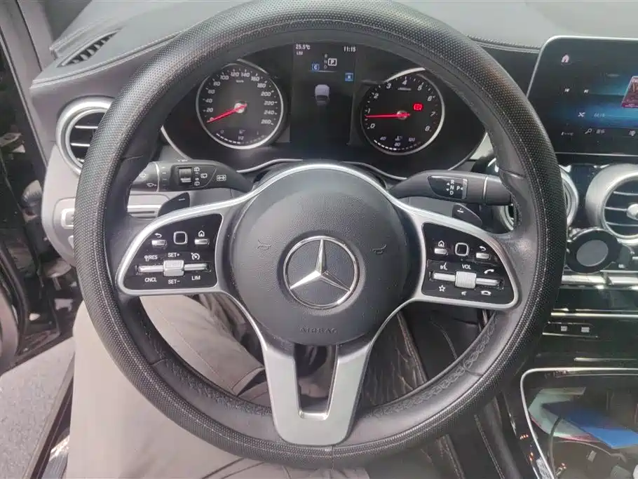 Mercedes-Benz GLC 2020 — фото 15