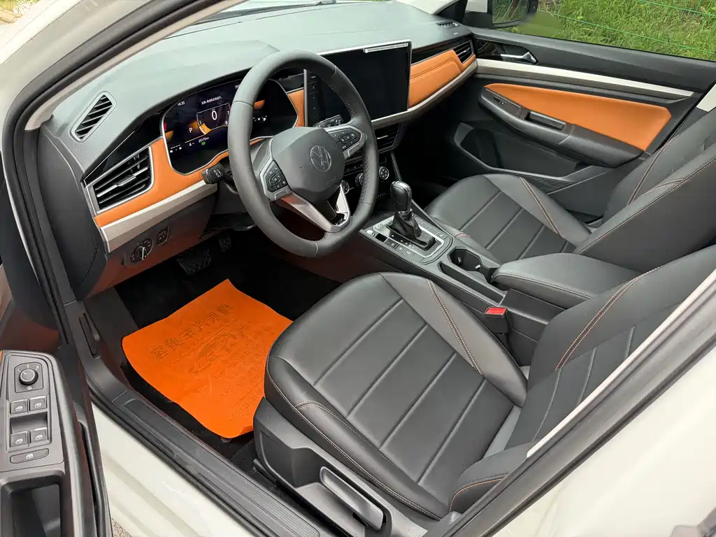 Volkswagen Bora 2023
