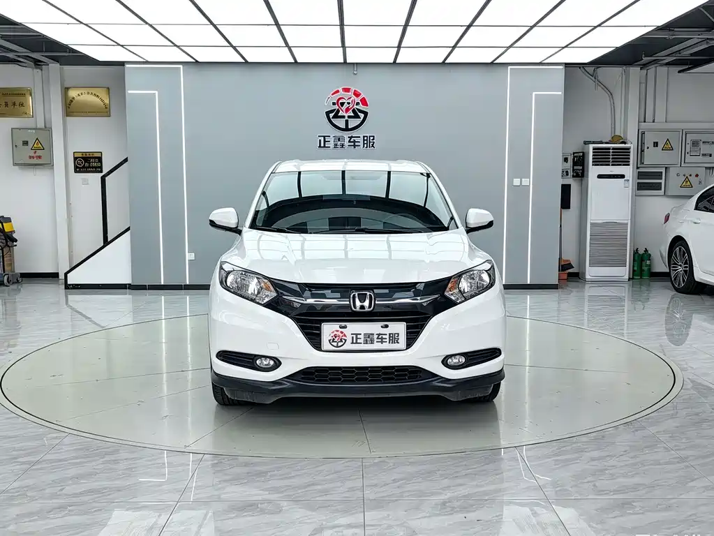 Honda Vezel 2015