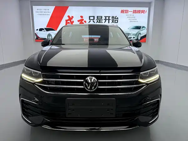 Volkswagen Tiguan L 2022