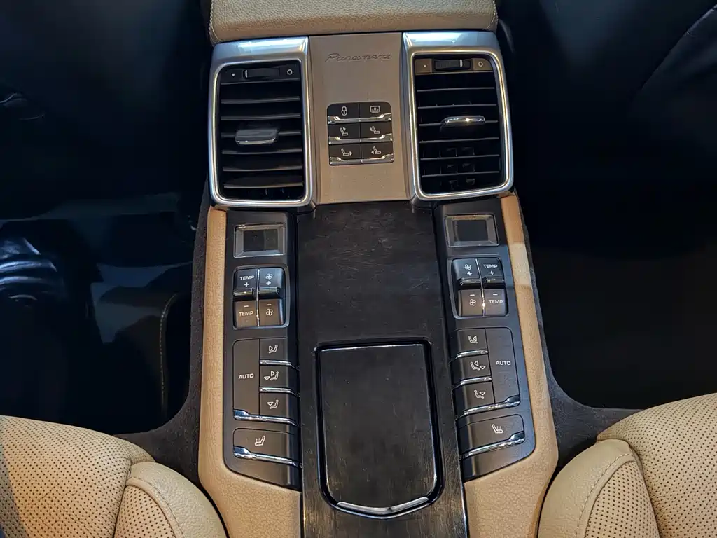 Porsche Panamera 2016 — фото 14