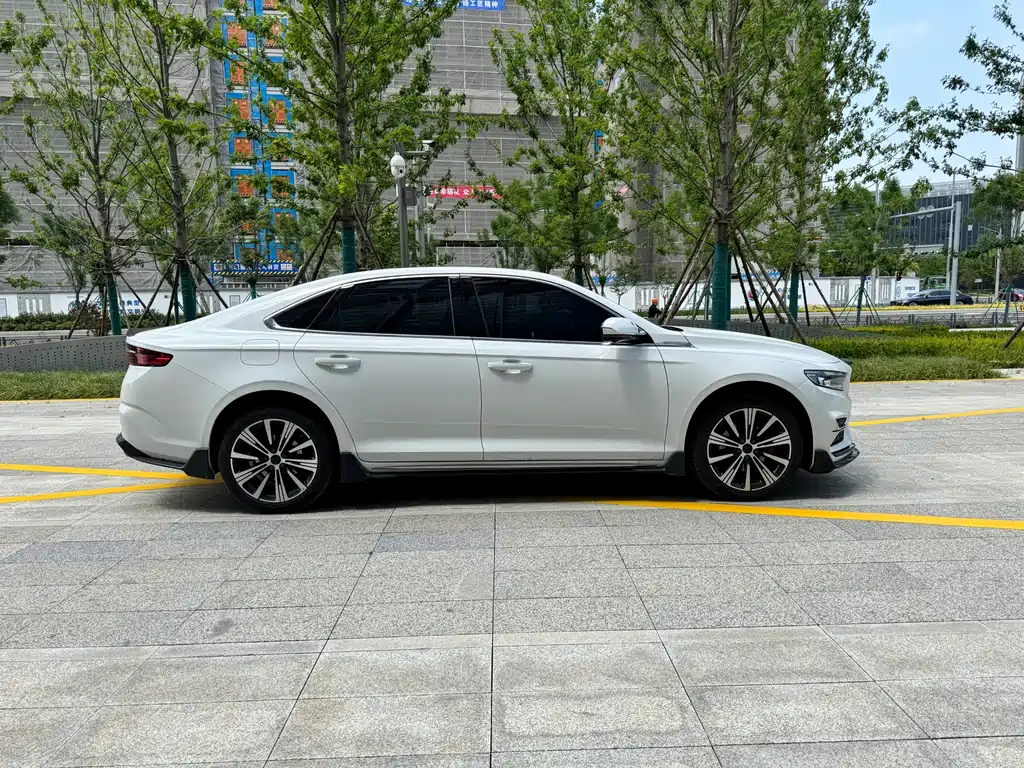 Geely Xingrui 2025 — фото 12