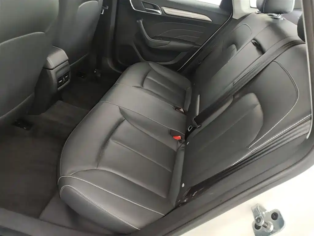 Roewe i6 Classic 2020 — фото 17
