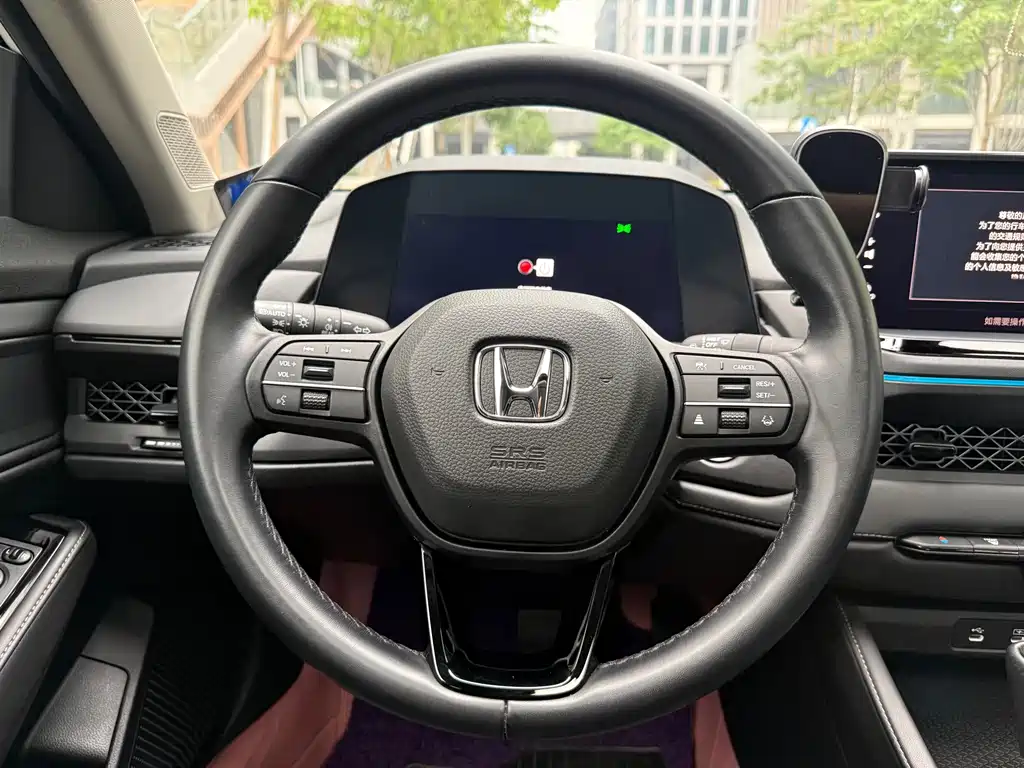 Honda Accord 2023 — фото 13
