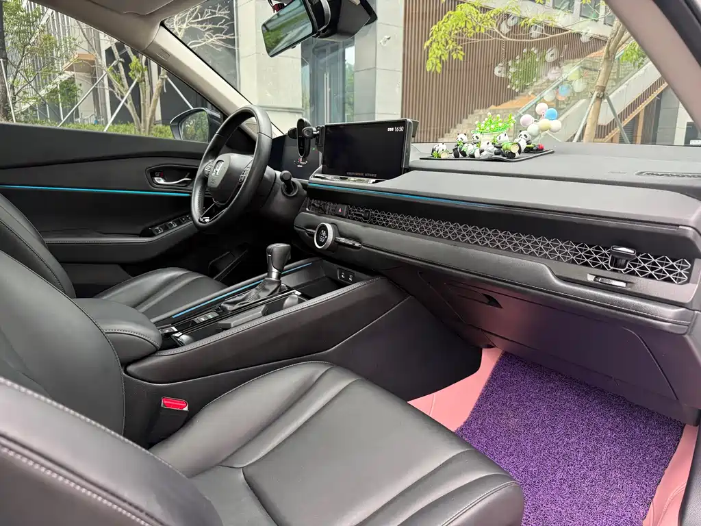 Honda Accord 2023 — фото 15
