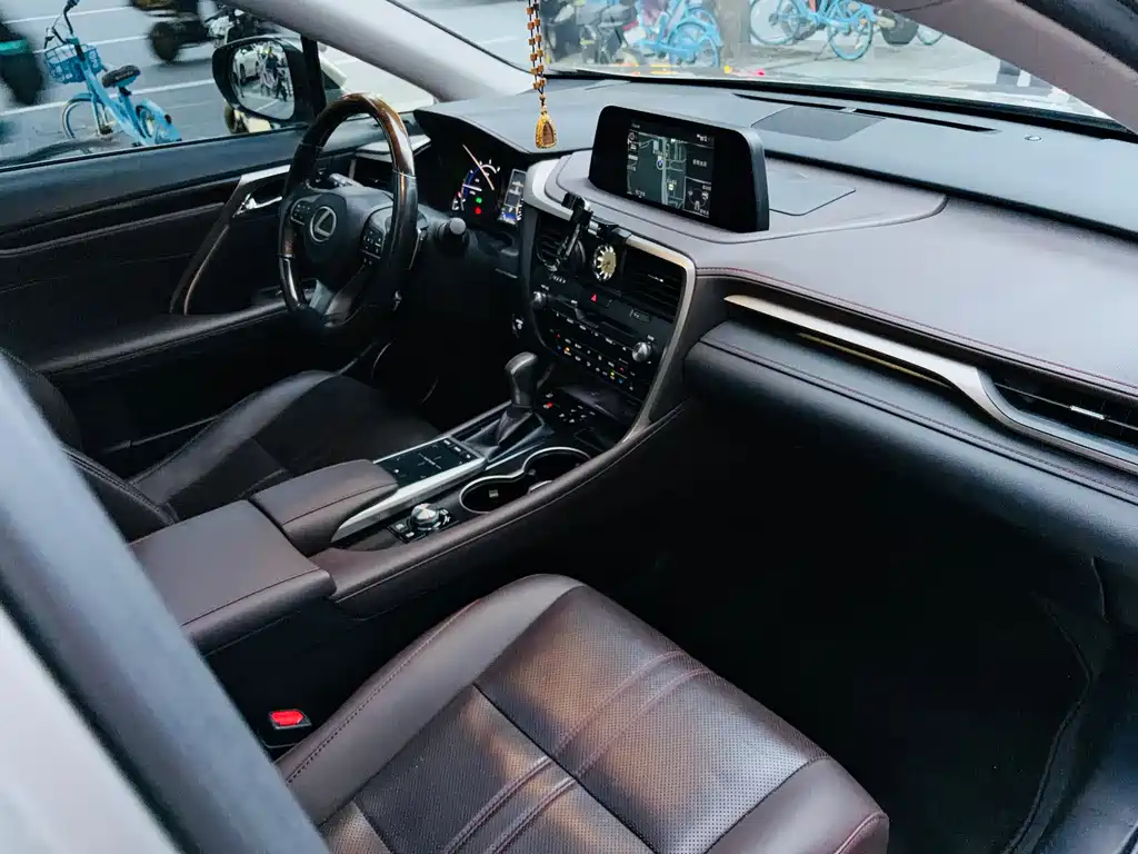 Lexus RX 2019 — фото 15