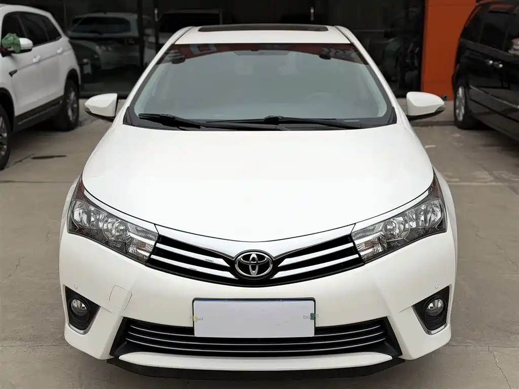 Toyota Corolla 2016 — фото 2
