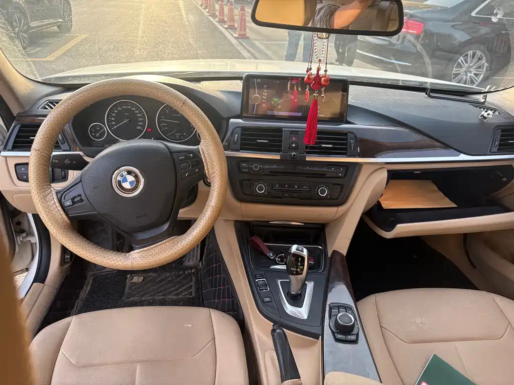 BMW 3 Series 2013 — фото 10