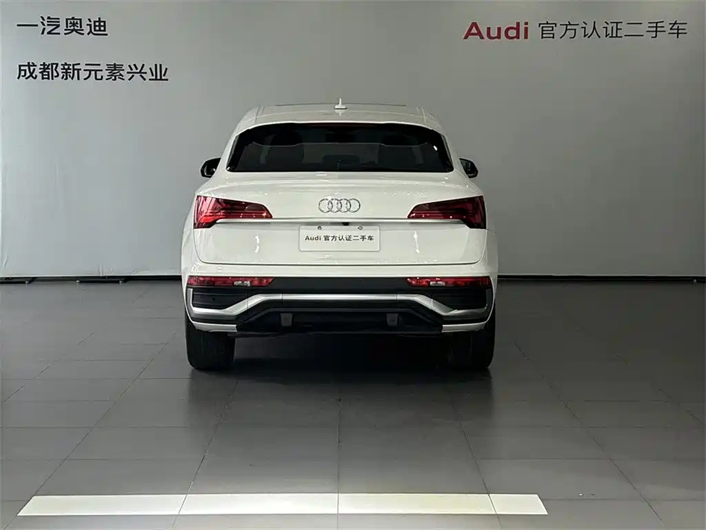 Audi Q5L Sportback 2021 — фото 5