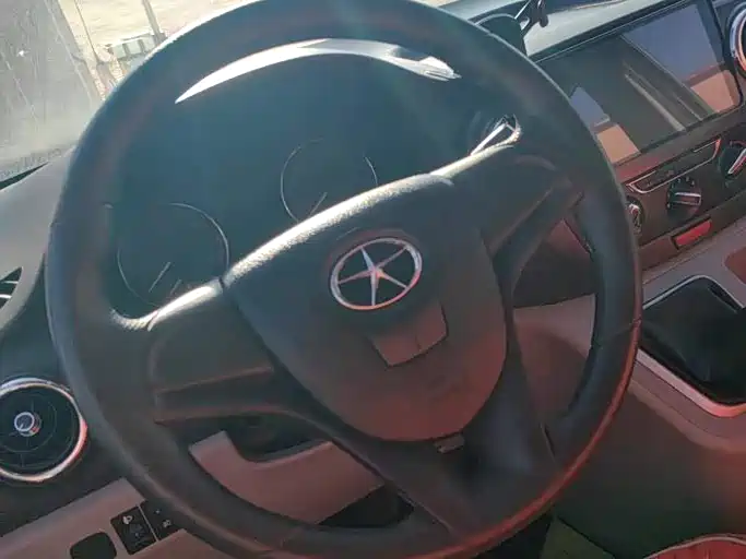 JAC Ruifeng M3 2018 — фото 15
