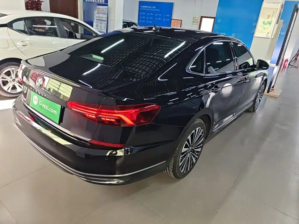 Volkswagen Passat 2021