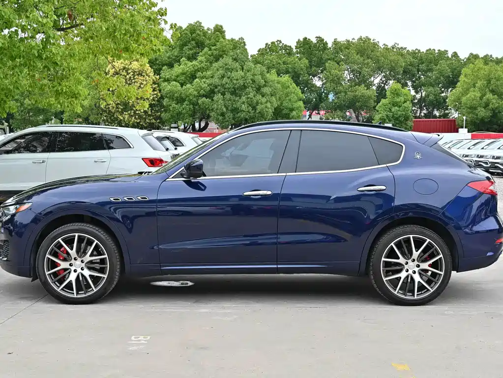 Maserati Levante 2017 — фото 3