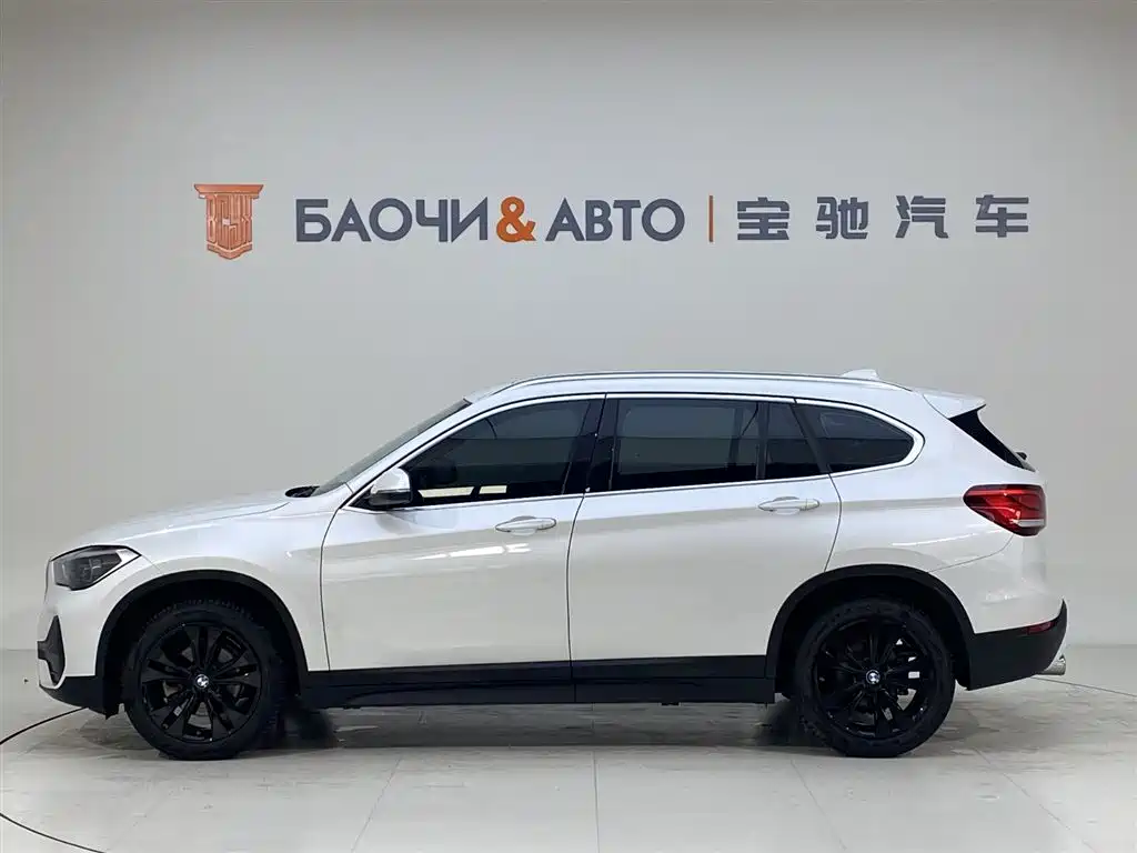 BMW X1 2021 — фото 5