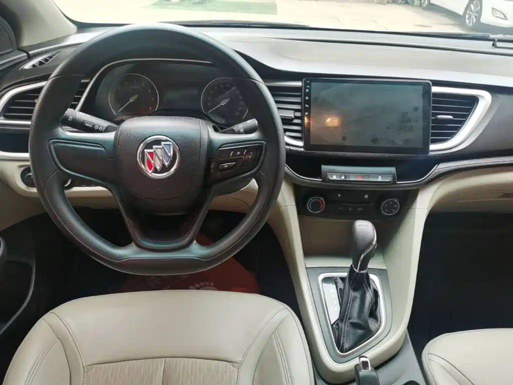 Buick Excelle 2016 — фото 10