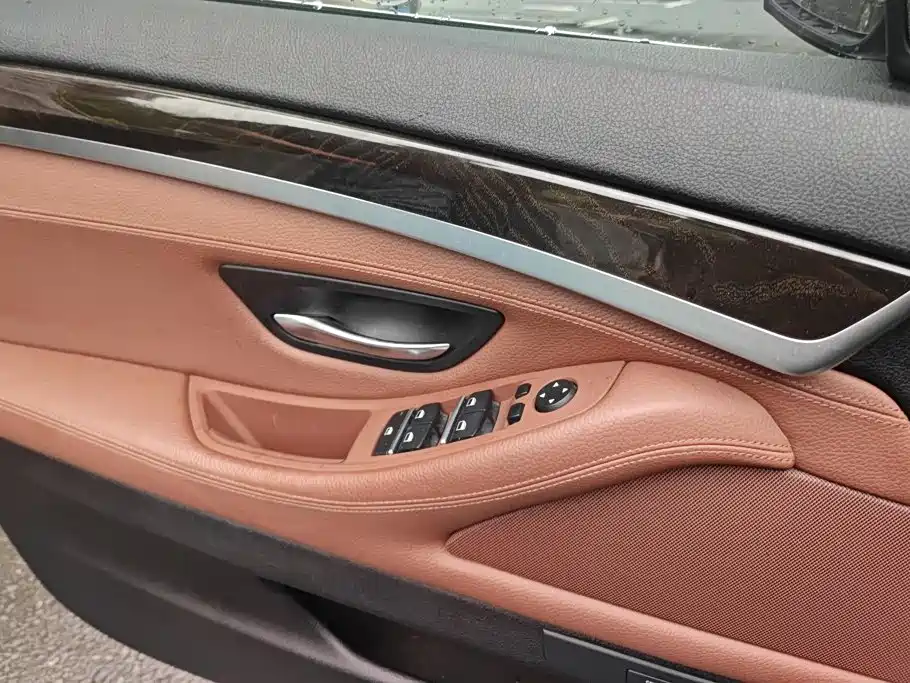 BMW 5 Series 2016