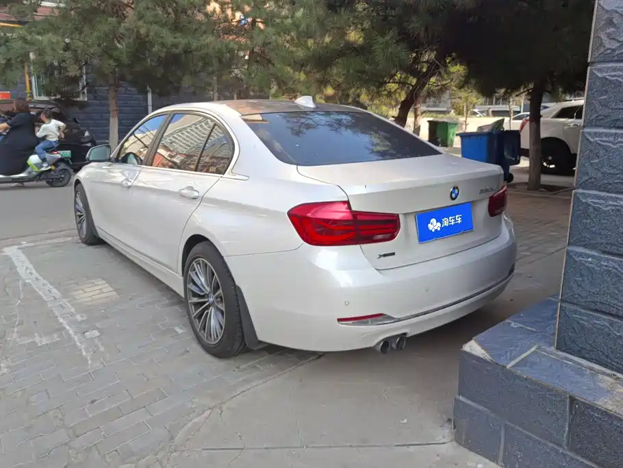 BMW 3 Series 2017