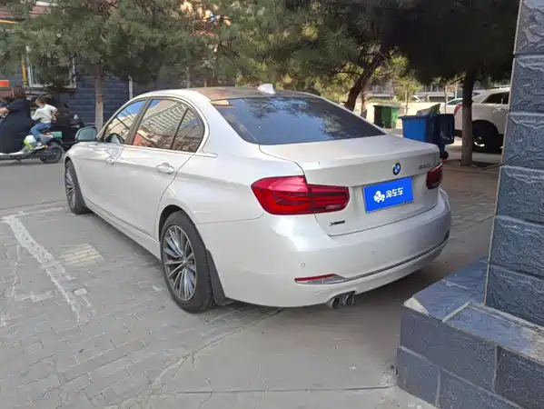 BMW 3 Series 2017