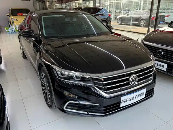 Volkswagen Passat 2021
