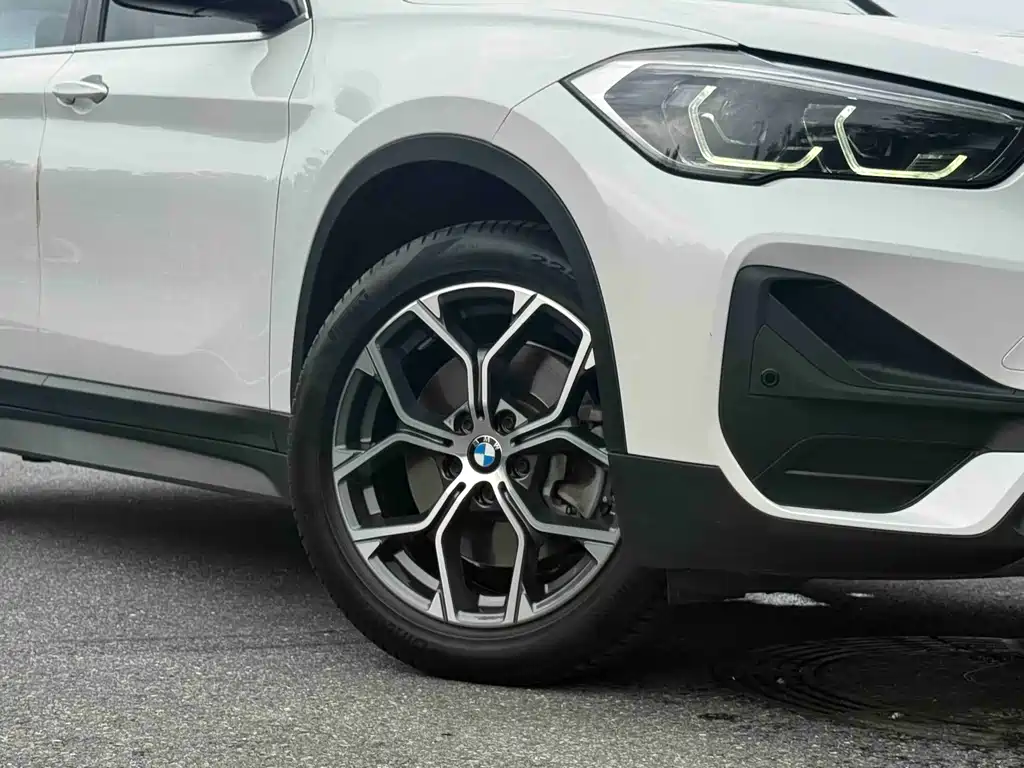 BMW X1 2021 — фото 15
