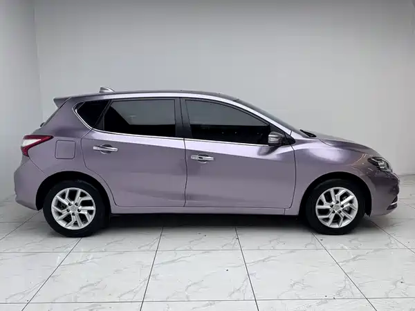 Nissan Tiida 2023