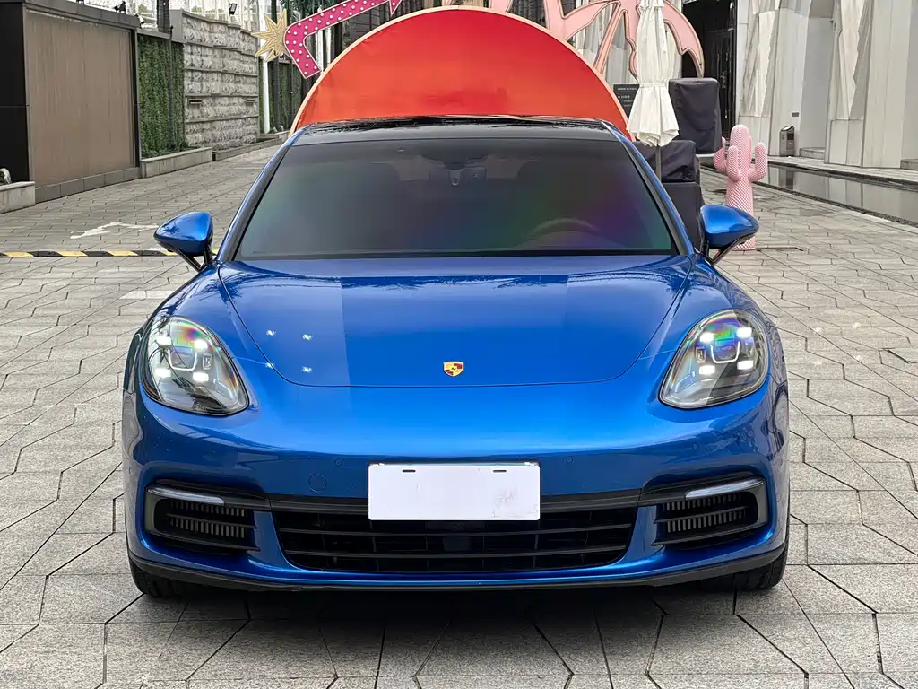 Porsche Panamera 2019 — фото 2