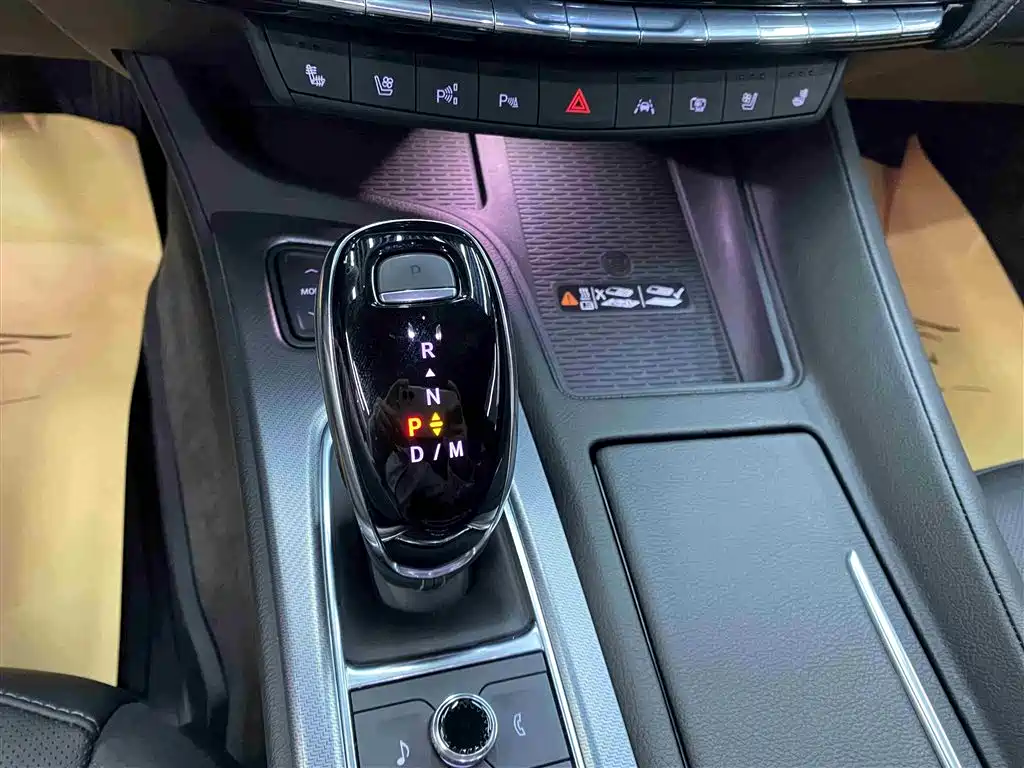 Cadillac CT5 2025 — фото 14