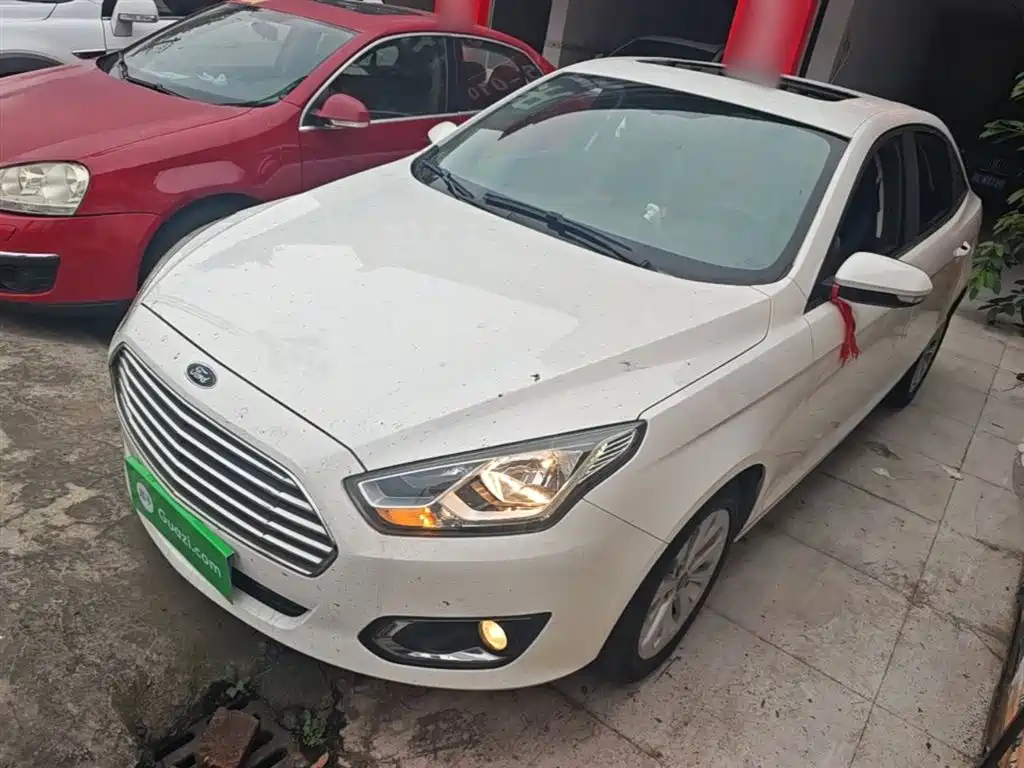 Ford Escort 2017