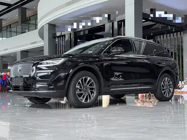 Lincoln Corsair 2021