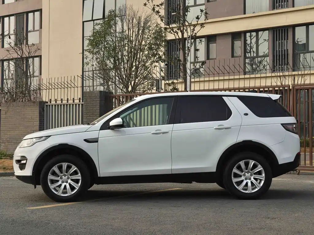 Land Rover Discovery Sport 2016 — фото 13