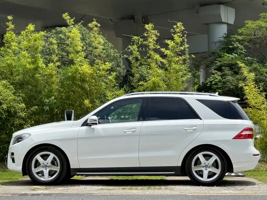 Mercedes-Benz M-Class 2014 — фото 24