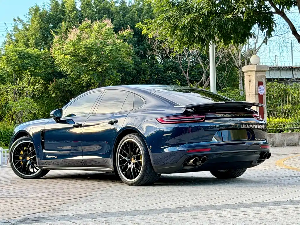 Porsche Panamera 2020 — фото 13
