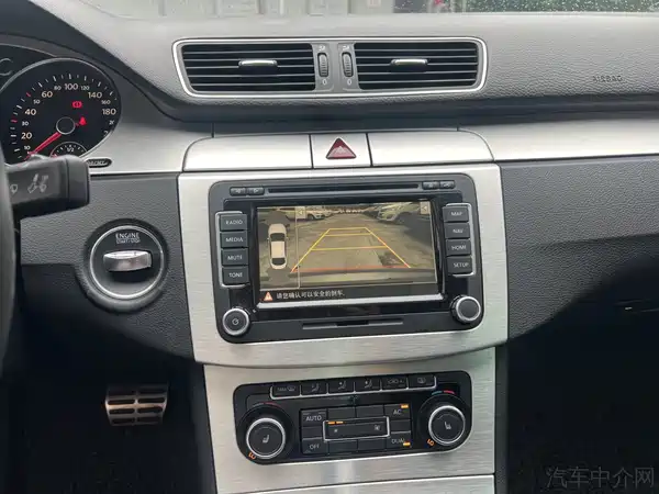 Volkswagen CC 2011