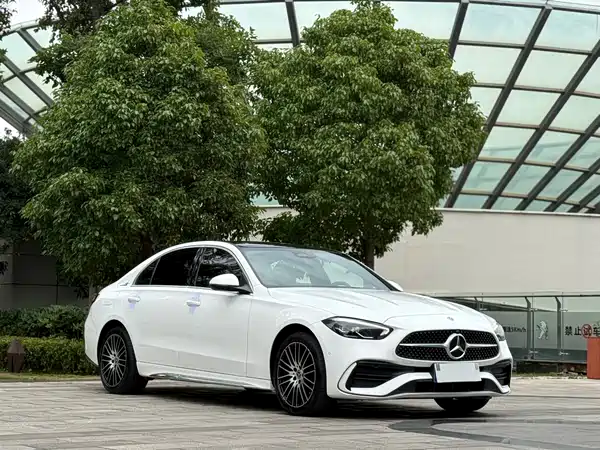 Mercedes-Benz C-Class 2022