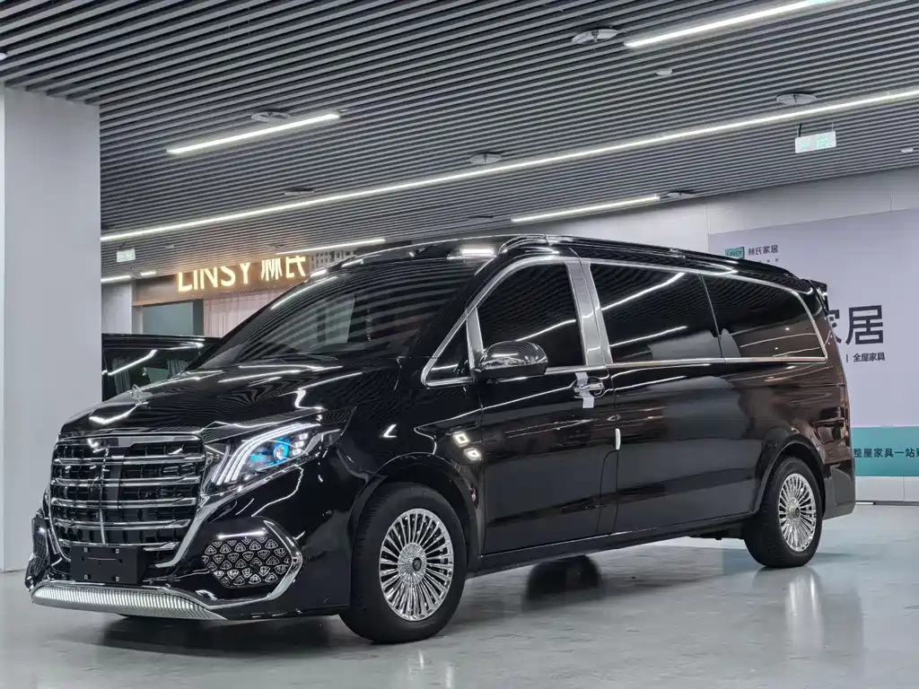 Mercedes-Benz Vito 2023 — фото 1