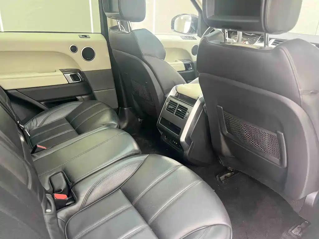 Land Rover Range Rover Sport 2016 — фото 12