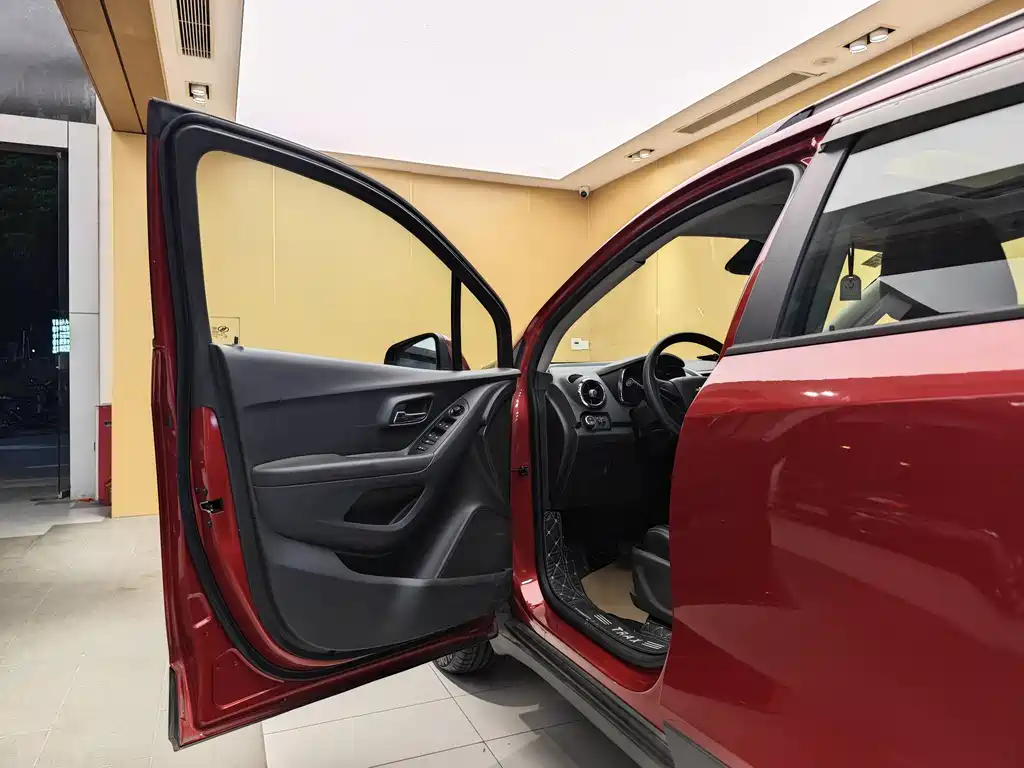 Chevrolet Trax 2015 — фото 7