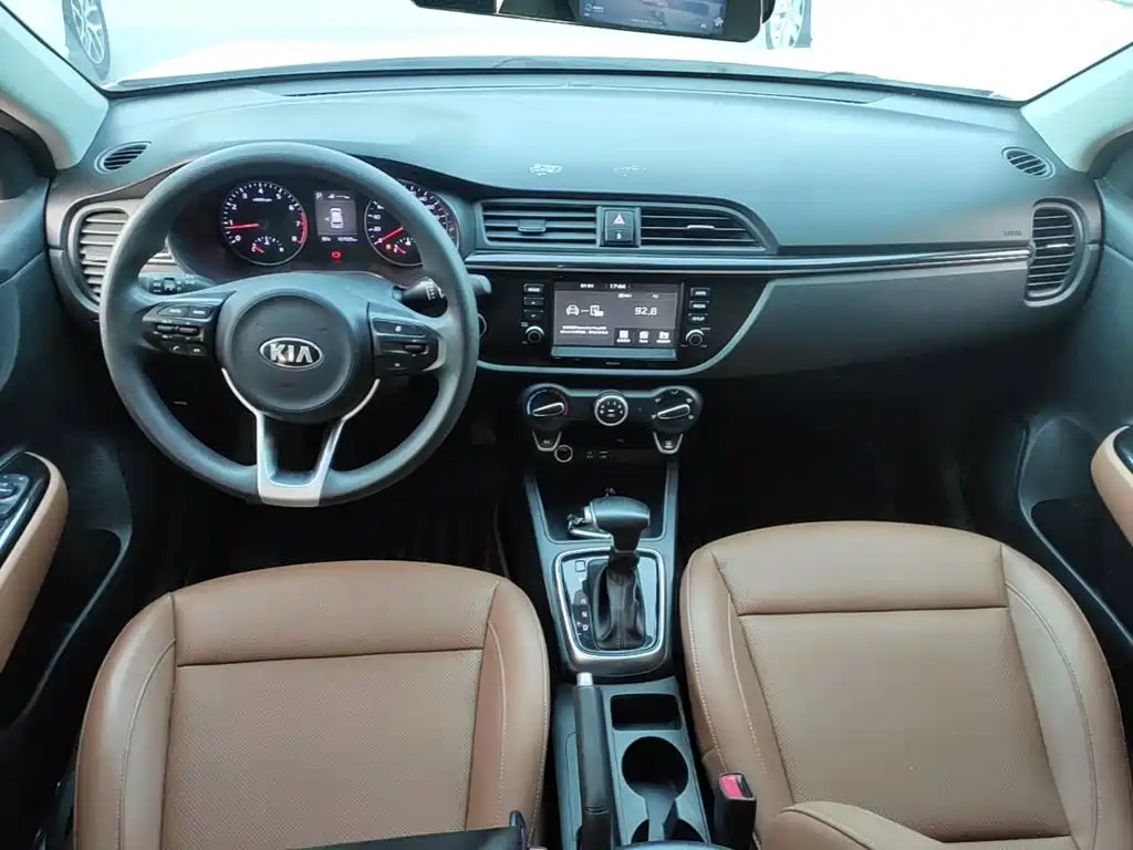 Kia KX CROSS 2018 — фото 10