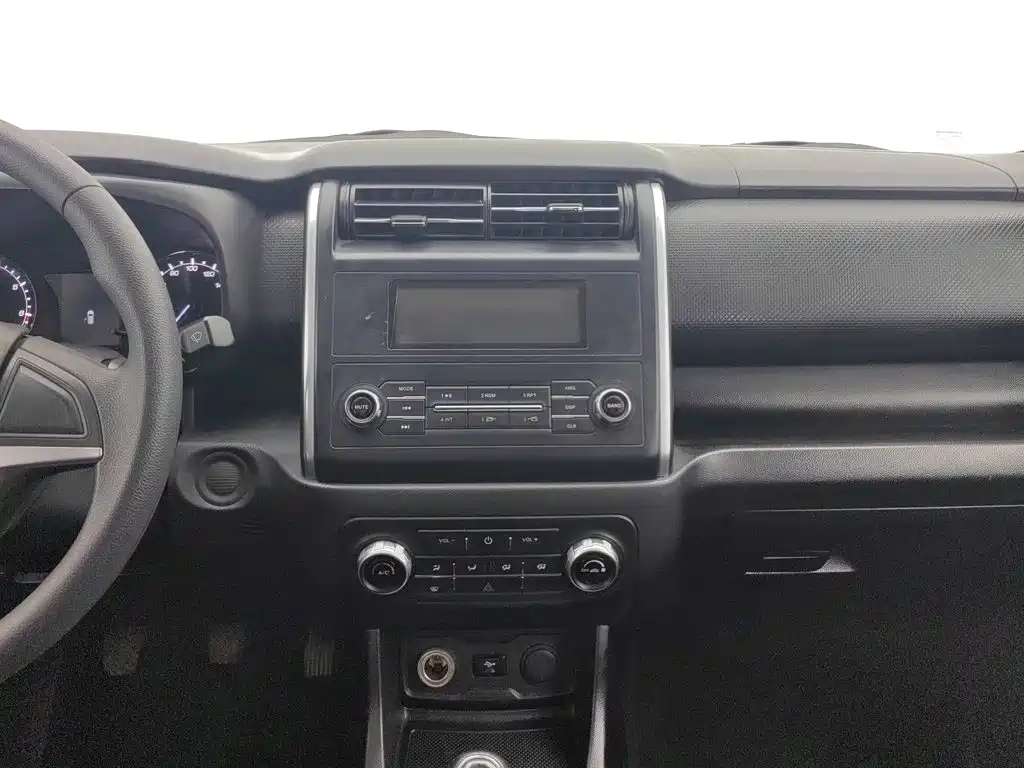 Changan Auchan X70A 2018 — фото 12