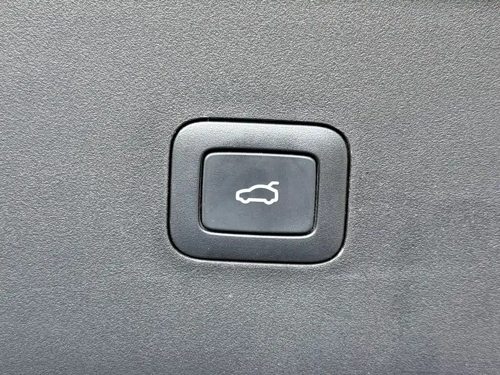 Xiaomi YU7 2025 — фото 15