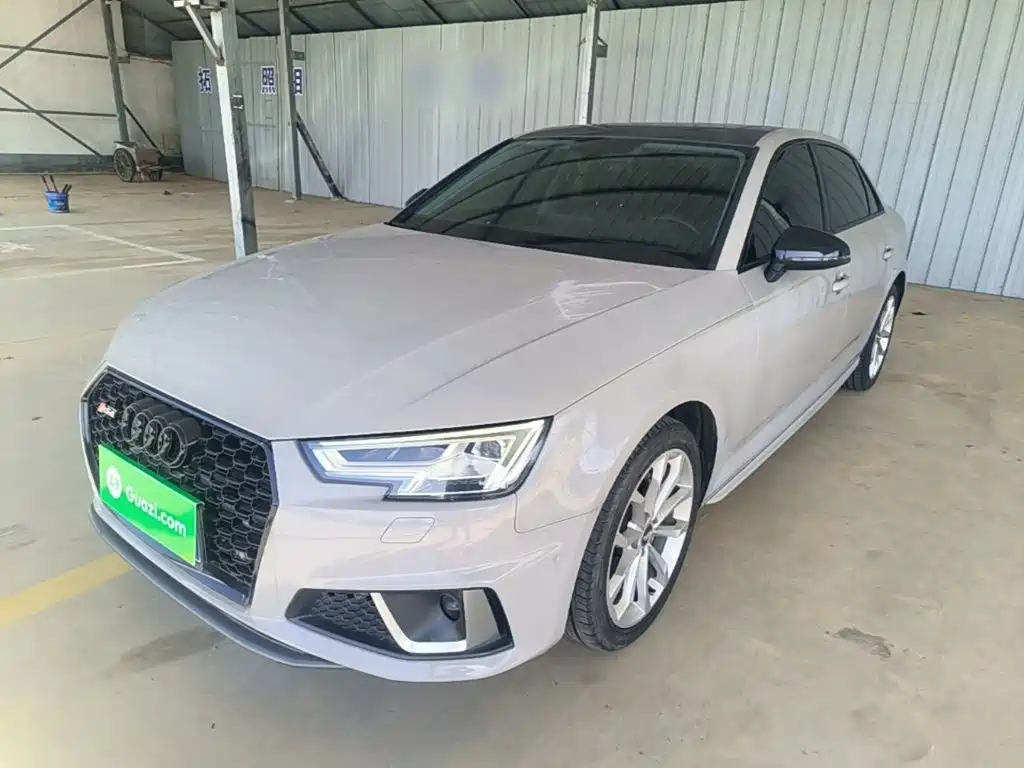 Audi A4L 2019