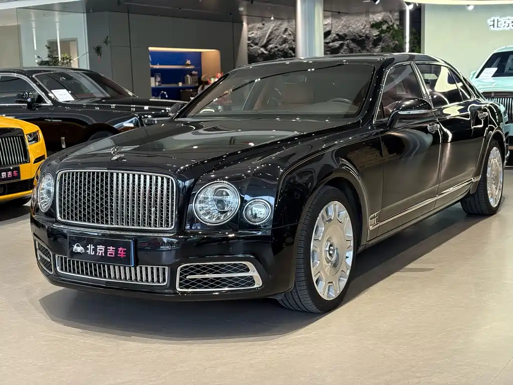 Bentley Mulsanne 2018 — фото 1