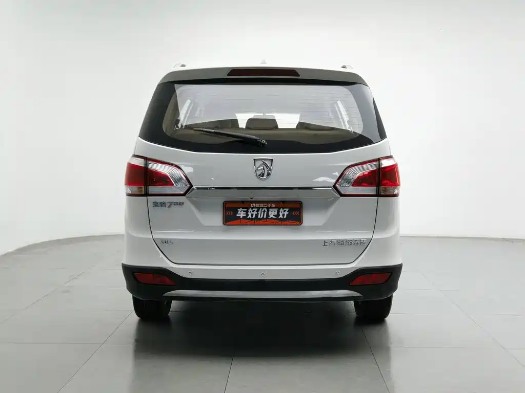 Baojun 730 2015