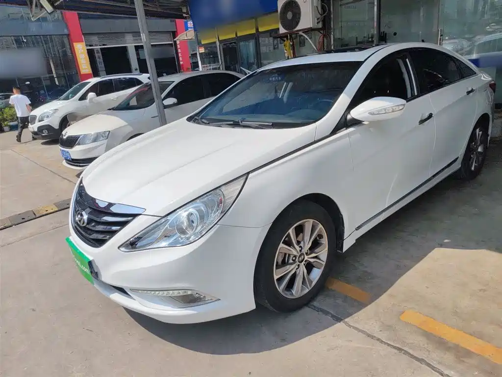 Hyundai Sonata 2016 — фото 2