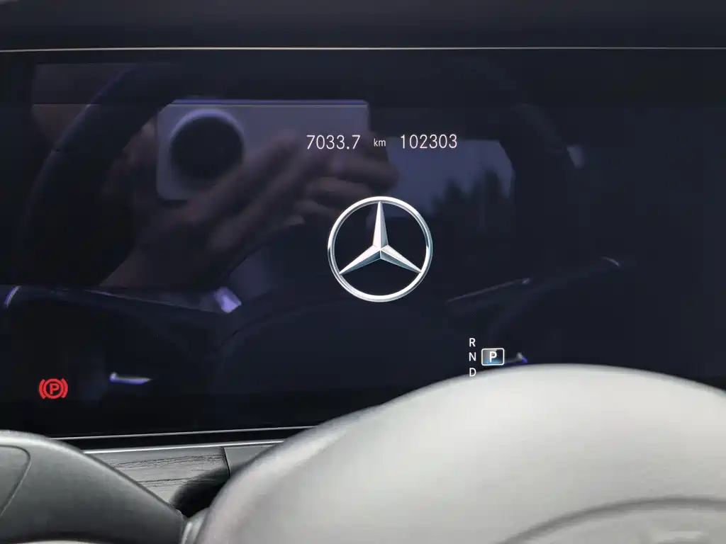 Mercedes-Benz E-Class 2022 — фото 5