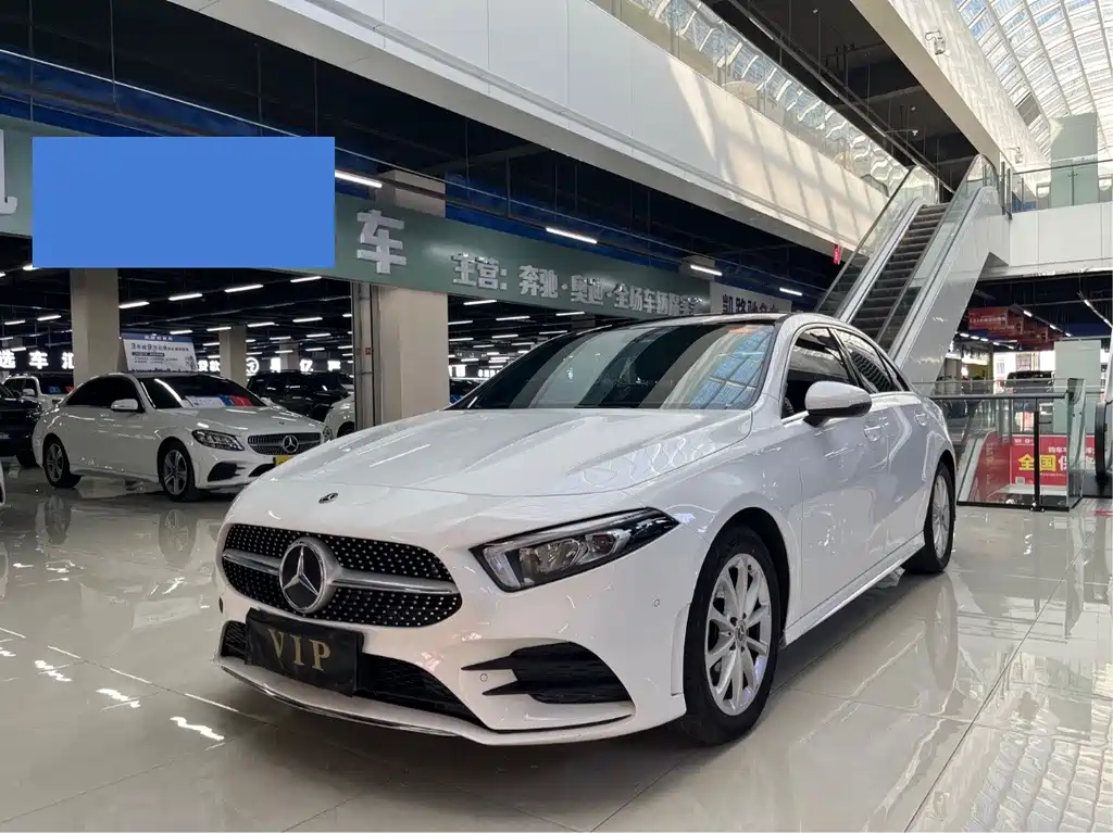 Mercedes-Benz A-Class 2021 — фото 1