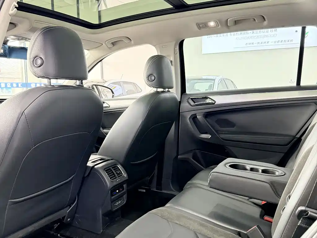Volkswagen Tiguan L 2019 — фото 13