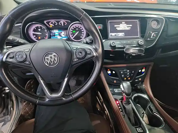 Buick Envision Plus 2018