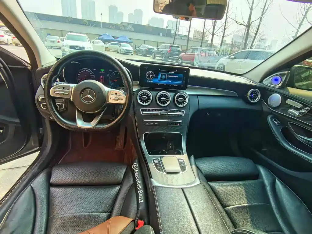 Mercedes-Benz C-Class 2019 — фото 5